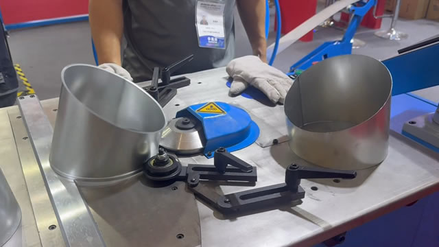 Станок для изготовления сегментных отводов серии SBEM-1250